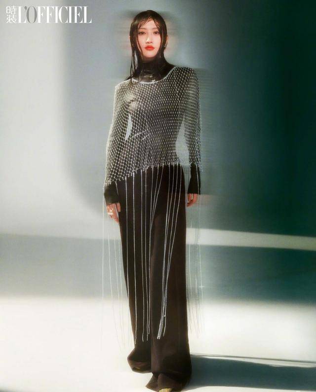 原创景甜出镜做甜品翻车却意外暴露真实身材大t盖不住的凹凸太撩