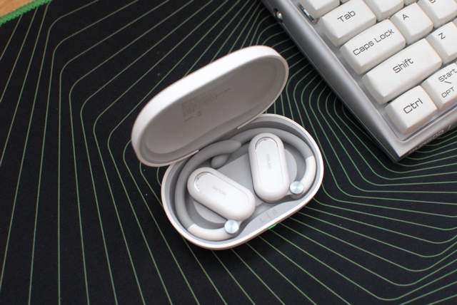 蓝牙5.4革新!虹觅HOLME Fit2开放式耳机,一机双享新体验