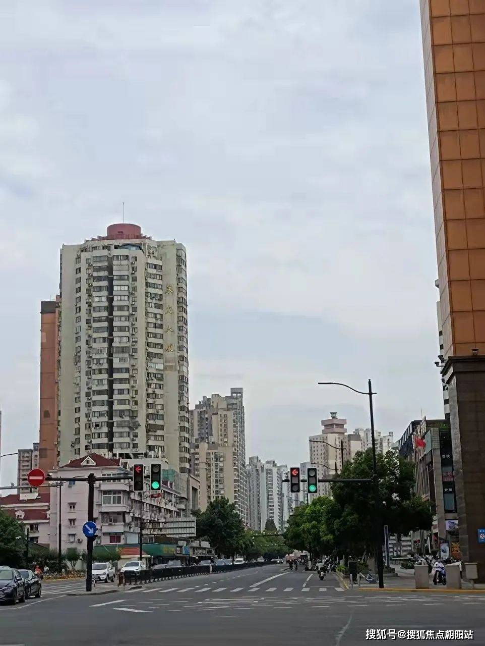 看房】项目位于杨浦区大连路,由上海百乐房地产开发经营有限公司开发