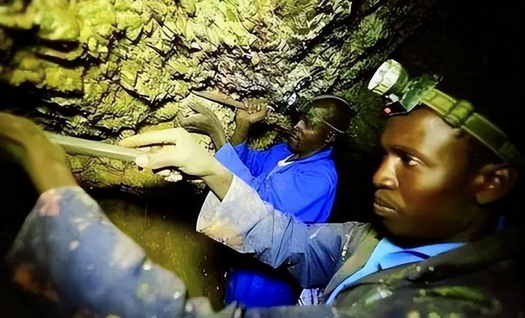 原创世界上黄金最多的金矿矿藏量高达4500吨为何70年都没人去挖