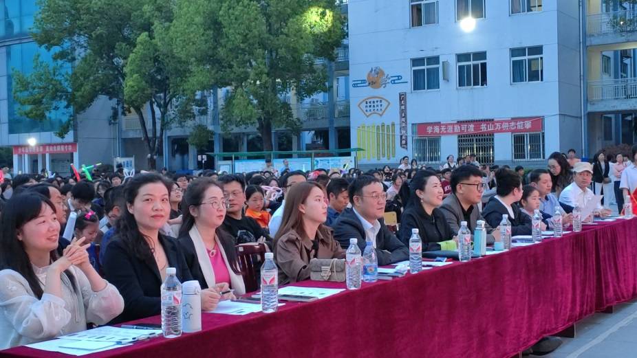 应城二中校园十大歌手比赛圆满落幕