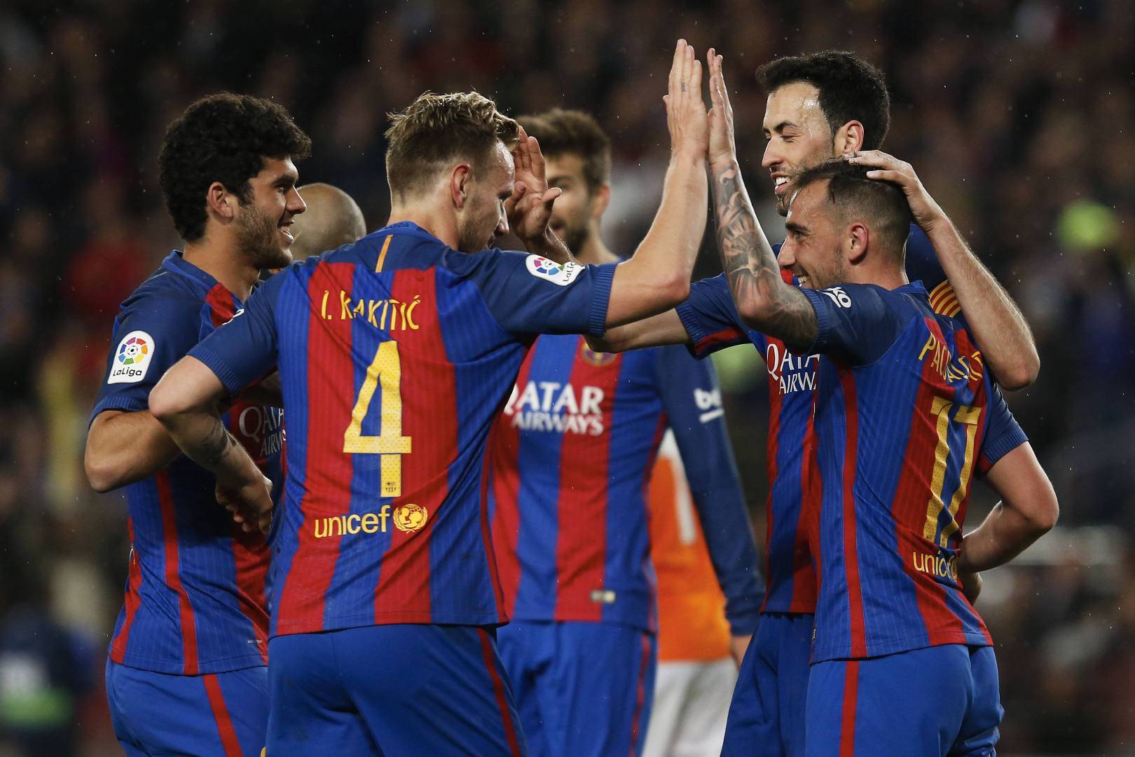 周三足球赛事欧冠巴黎圣曼vs巴萨