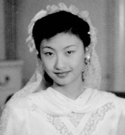 本是善事,却惹来儿女不高兴,养子还将她告上法庭_黄宗英_赵丹_周伟