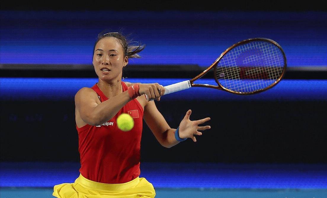 比利简金杯:2比0,开门红,郑钦文速胜,我们轻取我们台北_杨亚依_对手