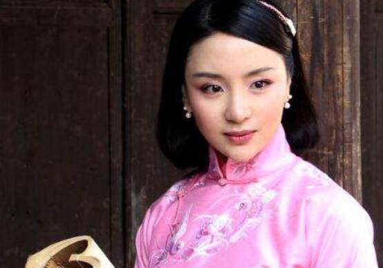 她12岁想拜画家为师,他一直不肯答应,她18岁时,画家:嫁给我_张大千