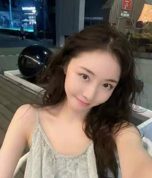 原创陈露好友王萌发文曝光田汨抛弃糟糠之妻霍尊爸爸回应遭群嘲