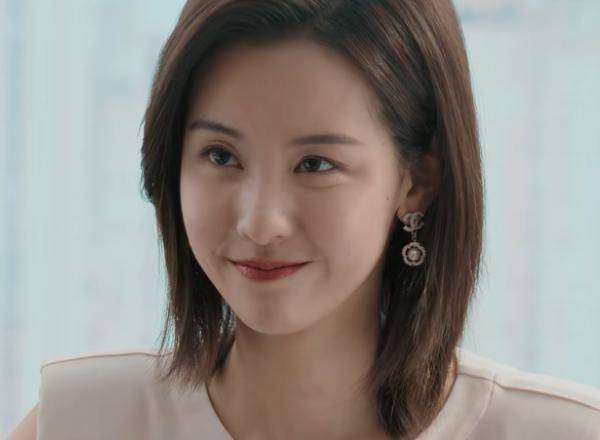 原创陈都灵新剧终于选对角色了又美又飒气场强大就是剧本太不给力