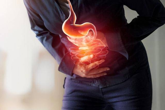 喝酒后若出现这4个表现或表明不适合再喝酒建议早戒酒