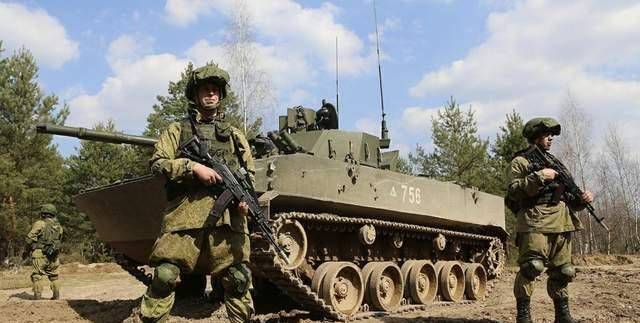 俄军集束炸弹攻势猛烈,乌军毫无准备,大批美械精锐火速增援_俄罗斯