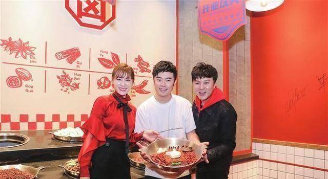 陈赫火锅店又出事了天花板掉落砸伤顾客面临30万赔偿