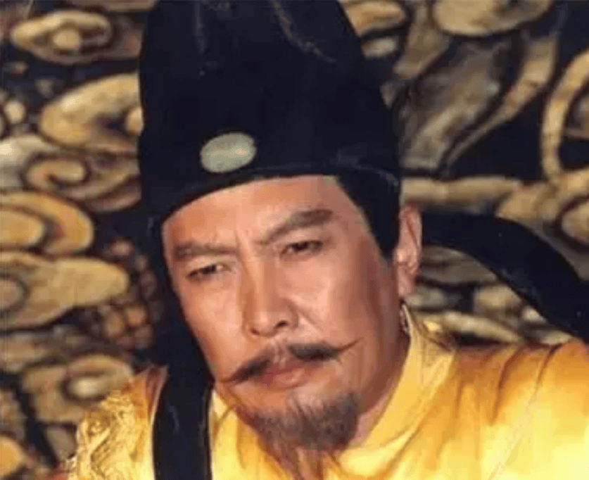 同时,在古代的相术中,也有"龙须凤眉"这样的说法,认为拥有这种面相