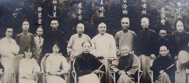 原创林绅曾是洪帮二把手去世后9万人送葬出动十万警察维稳