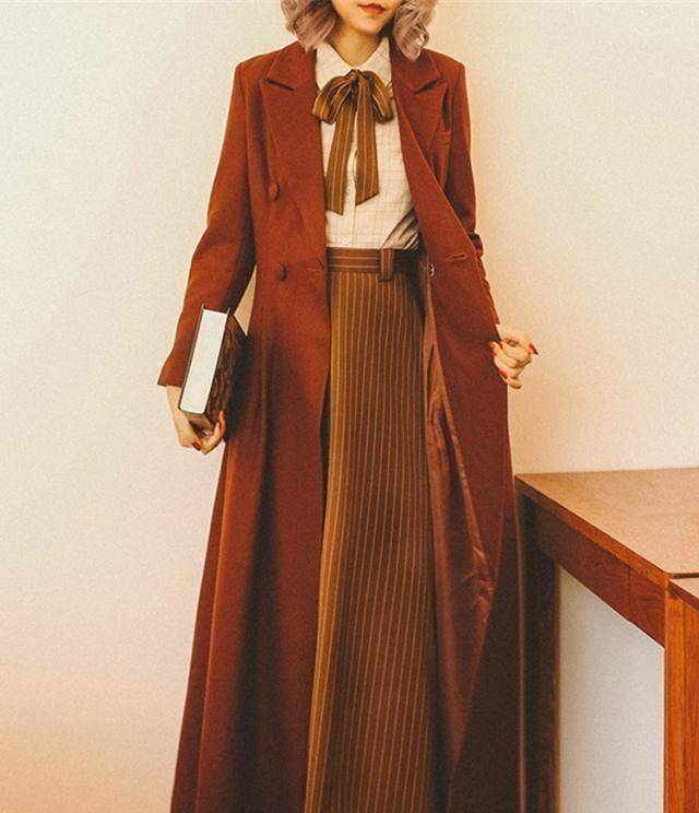 原创冬天又是穿风衣的季节所以搭配风衣就是保暖又时髦