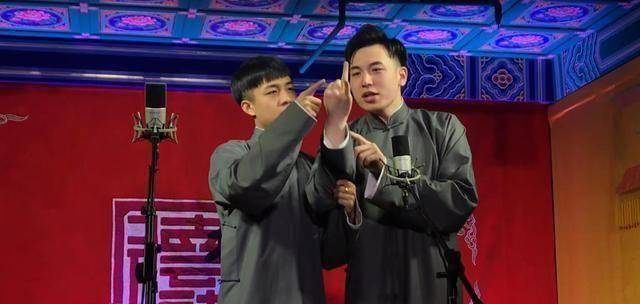 德云社演员张九龄手腕骨折上热搜肇事者刘九思甩锅张九龄新车