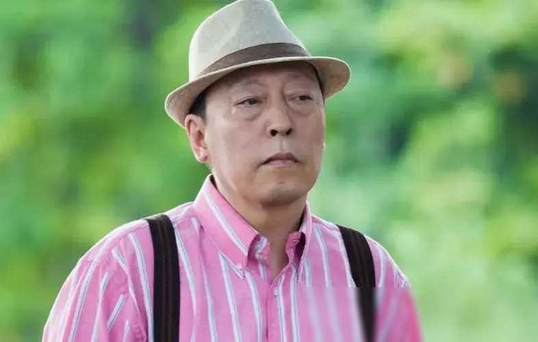 因丑无戏可拍的倪大红59岁爆红竟意外曝光与倪萍的私交