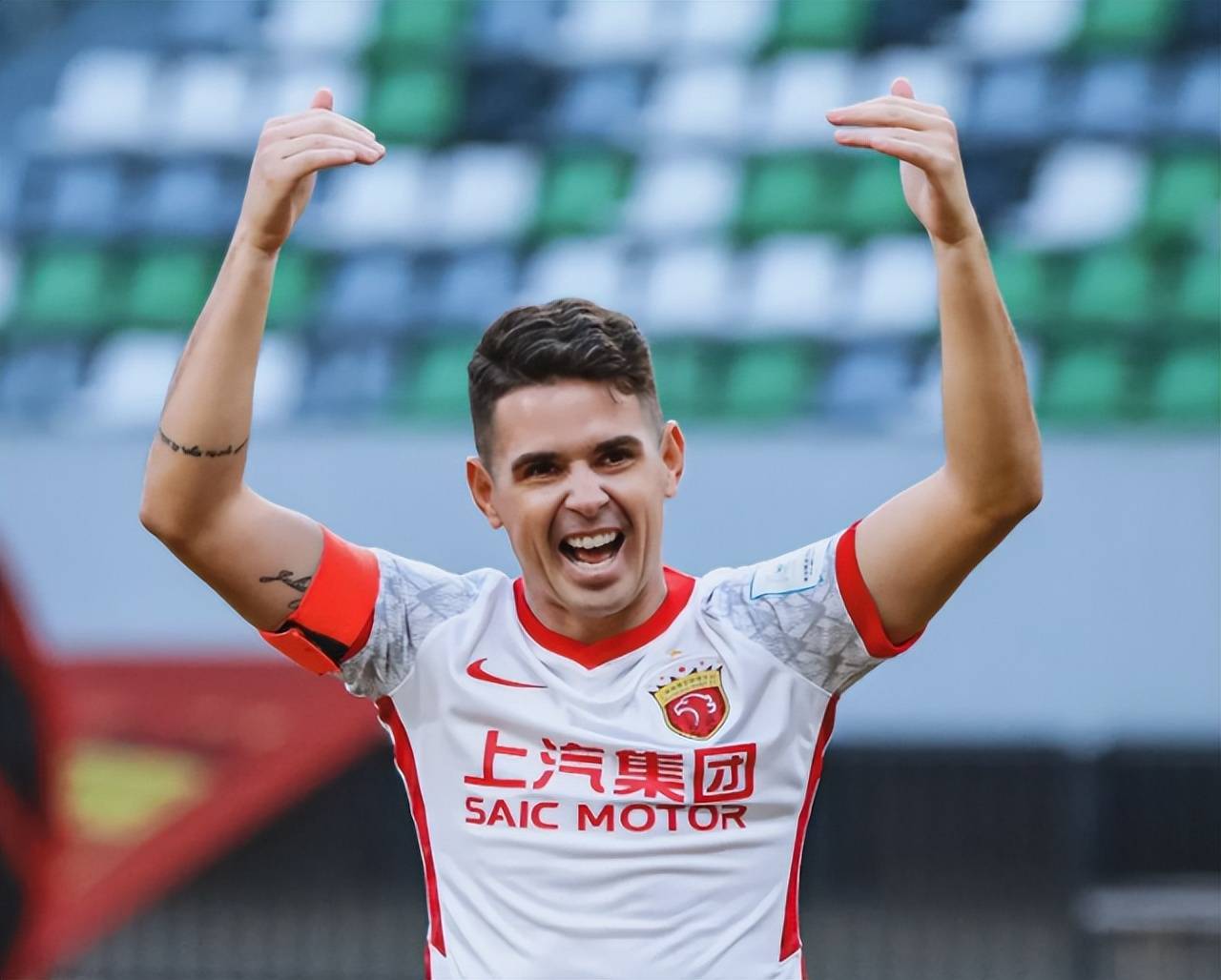 原创王牌怼王牌申花特谢拉跟上港奥斯卡一起入选第五轮最佳候选