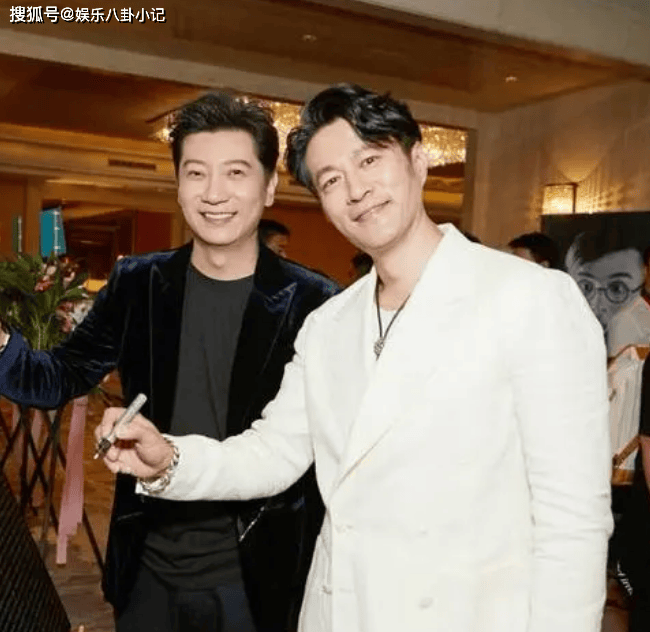 原创他是汤唯前男友出道25年被张若昀带红今娶娇妻生两女儿乐融融