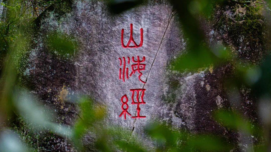 此次展览中的中国观澜国际版画双年展获奖作品单元,展出获过大奖的24