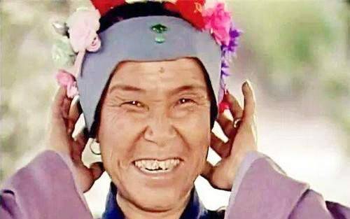 红楼四大幸福之人,爱哭的林黛玉也在其中,还有三位估计你猜到了_贾母