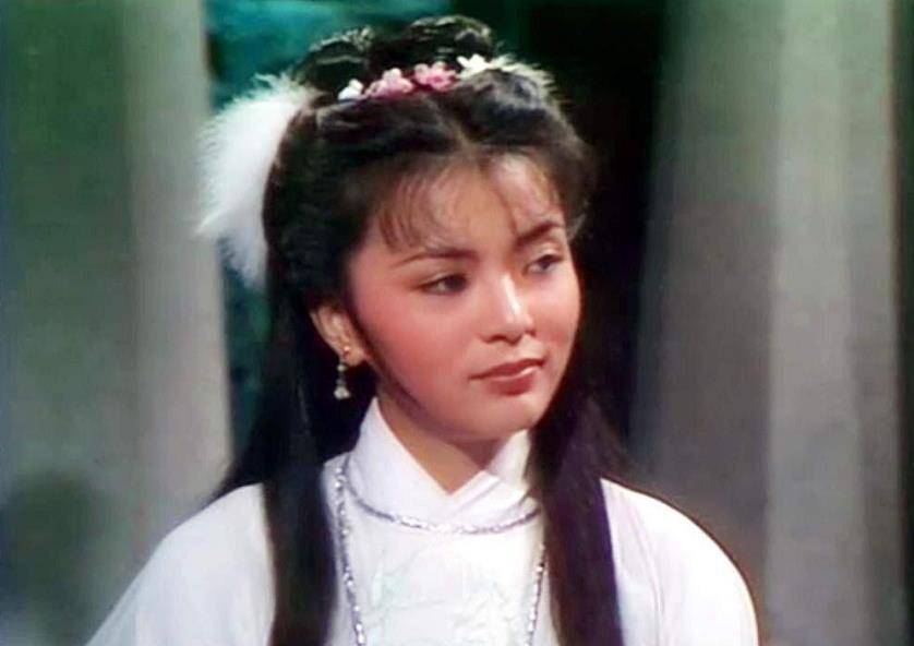 原创6大版本的黄蓉朱茵最美翁美玲成经典金庸最满意的却是周迅