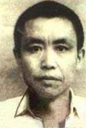 新中国成立之后此人建立玉皇大帝国娶妻48人被村支书灭国