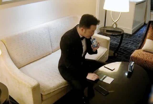 们的交通工具,没有被打电话的成员,是要坐道具车去往下一个任务的地点