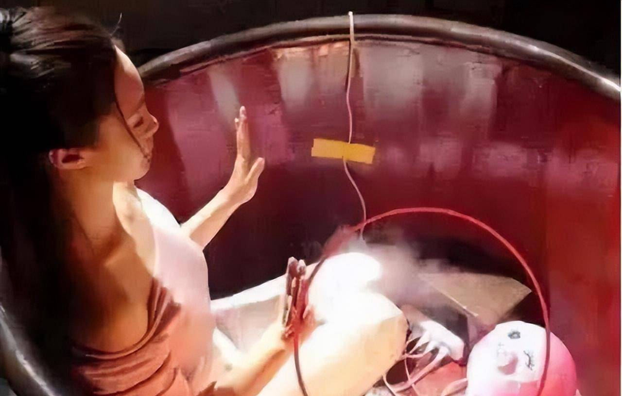 原创男明星现在拍公主抱的戏份吊威亚抬担架都成了标配了吗