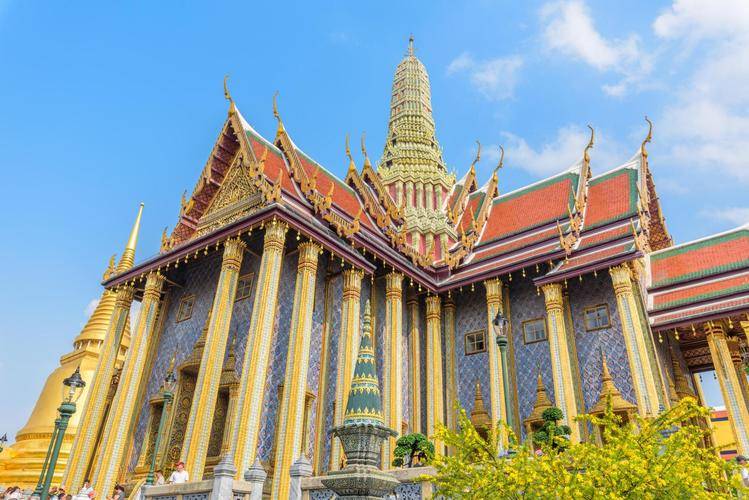 泰国当地导游7天怎么收费,大皇宫金牌导游七日游价格多少