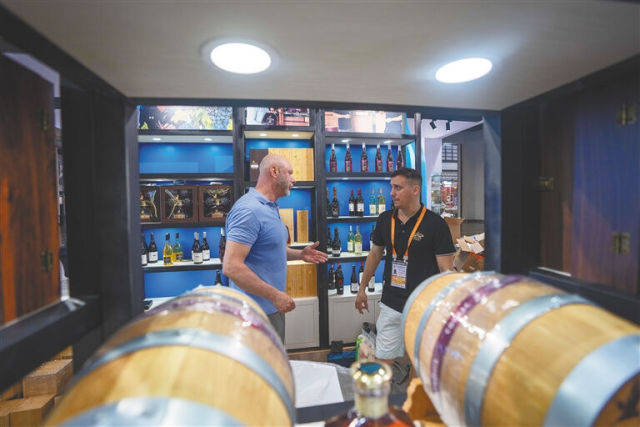 每日最新资讯发放新一波消费券明天的消博会这样逛