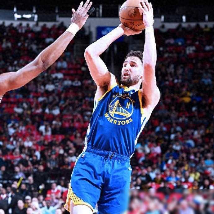 水花兄弟爆发,戴维斯砍下20分,火箭遗憾无缘附加赛_金州勇士队_库里