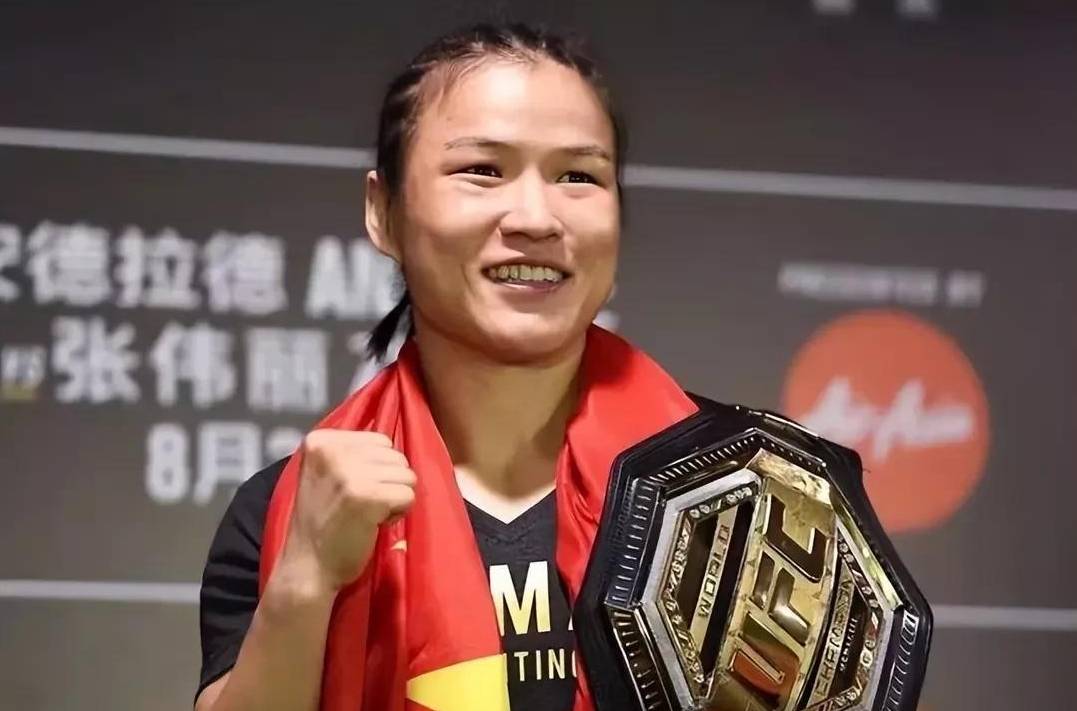 张伟丽打算与闫晓楠"举国旗"遭无视,被吐槽没格局?或事出有因