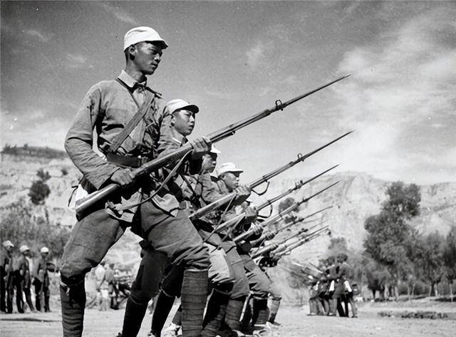 为什么刺刀不能磨得太锋利老兵的经验磨得越锋利死得越快