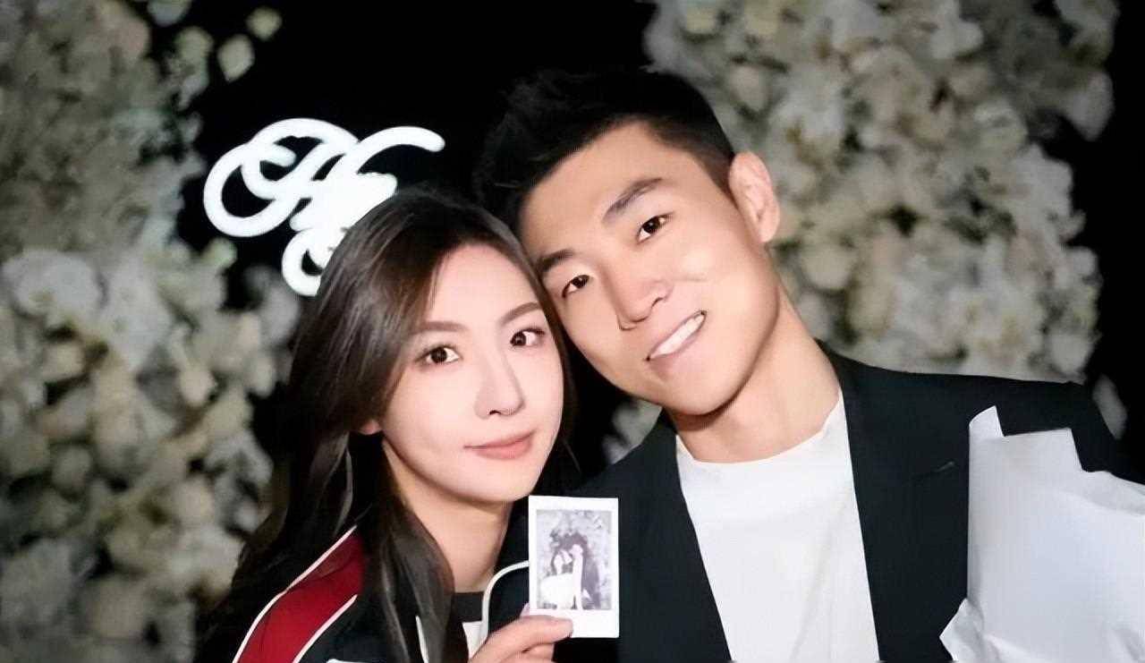 山东男篮喜讯高诗岩成功求婚高速集团留下双外援