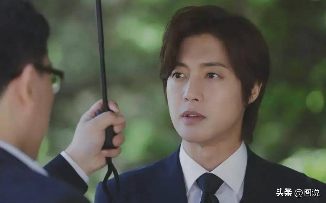 你看着长大的顶流花美男,如今变得面目全非了…_金范_男子_金贤重