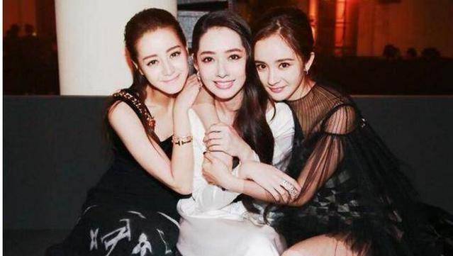迪丽热巴工作室正式开通,杨幂11个字做了正面回应!_单飞_消息_网友