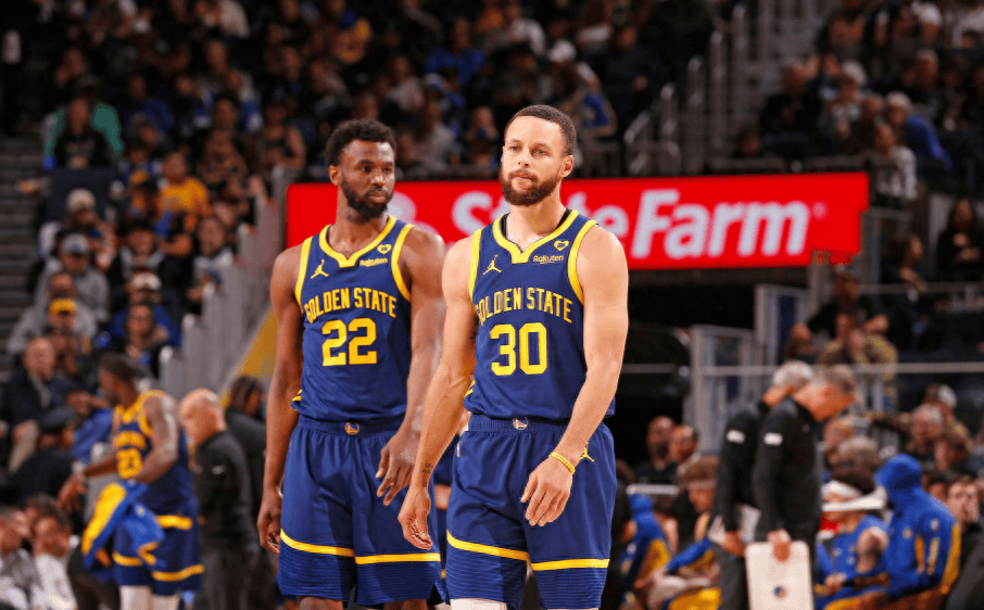 原创给机会不中用勇士跌回第十库里7失误丢绝平三分kd又成救世主