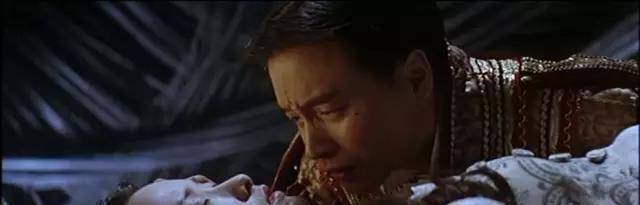 美术指导:马磐超《夜半歌声》最佳摄影:杜可风《堕落天使》最佳新演员