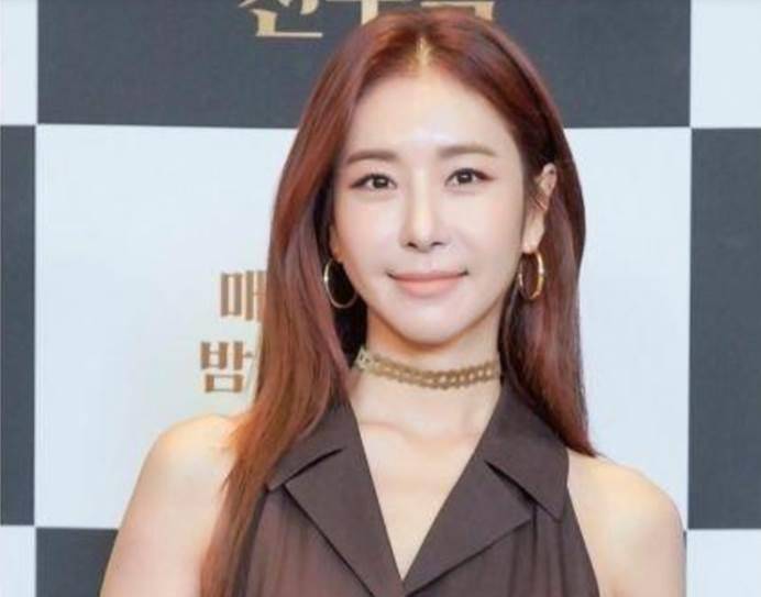 满屋》演员现状:男女主没变,女配却整到不敢认_宋慧乔_郑智薰_韩多