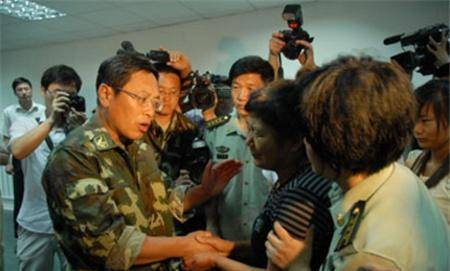 原创85后消防员张良被海水淹没牺牲妻子说好今天去拍婚纱照