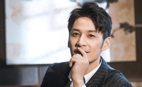 原创从小就经常接触军人的张陆因为自己的努力进入了北影成为演员