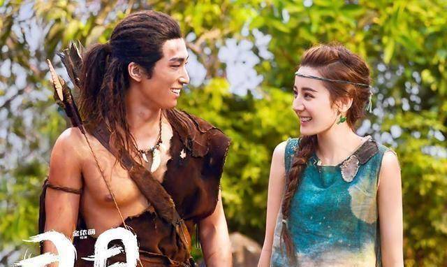 原创迪丽热巴演绎颜值最高嫦娥与窦骁cp感超强