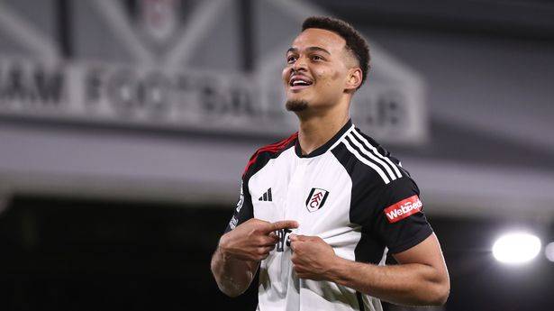 富勒姆前锋罗德里戈·穆尼斯在三月份表现出色富勒姆球星泪流满面