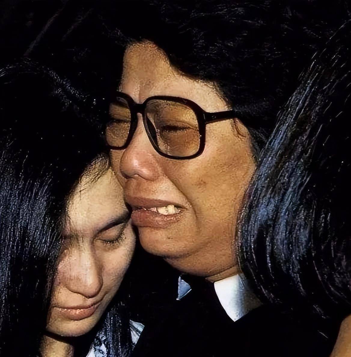 赌王接班人何超琼:有风度的女人总能乘风破浪_许晋亨_陈百强_梁安琪