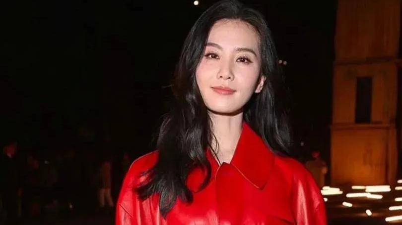 原创刘诗诗面相疑变温婉女神变犀利美人网友热议是否整容过头