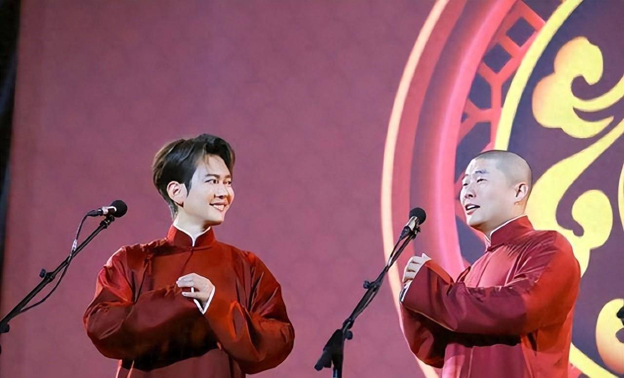 4月14日,德云社孟鹤堂,周九良在西安演出的时候,被观众高喊退票.