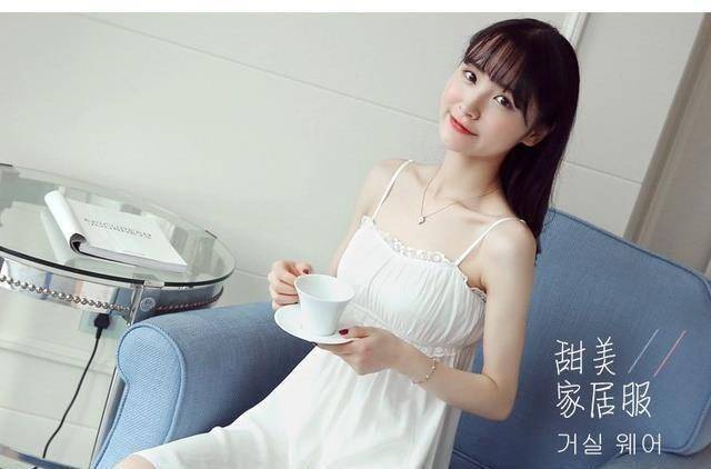 3,曲筱绡——搞怪自由派甜美卡通家居服,以舒适为契机,让穿着者回归