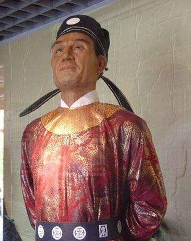 朱元璋最痛恨的古人时隔百年拉出来鞭尸子孙永远被贬为贱民