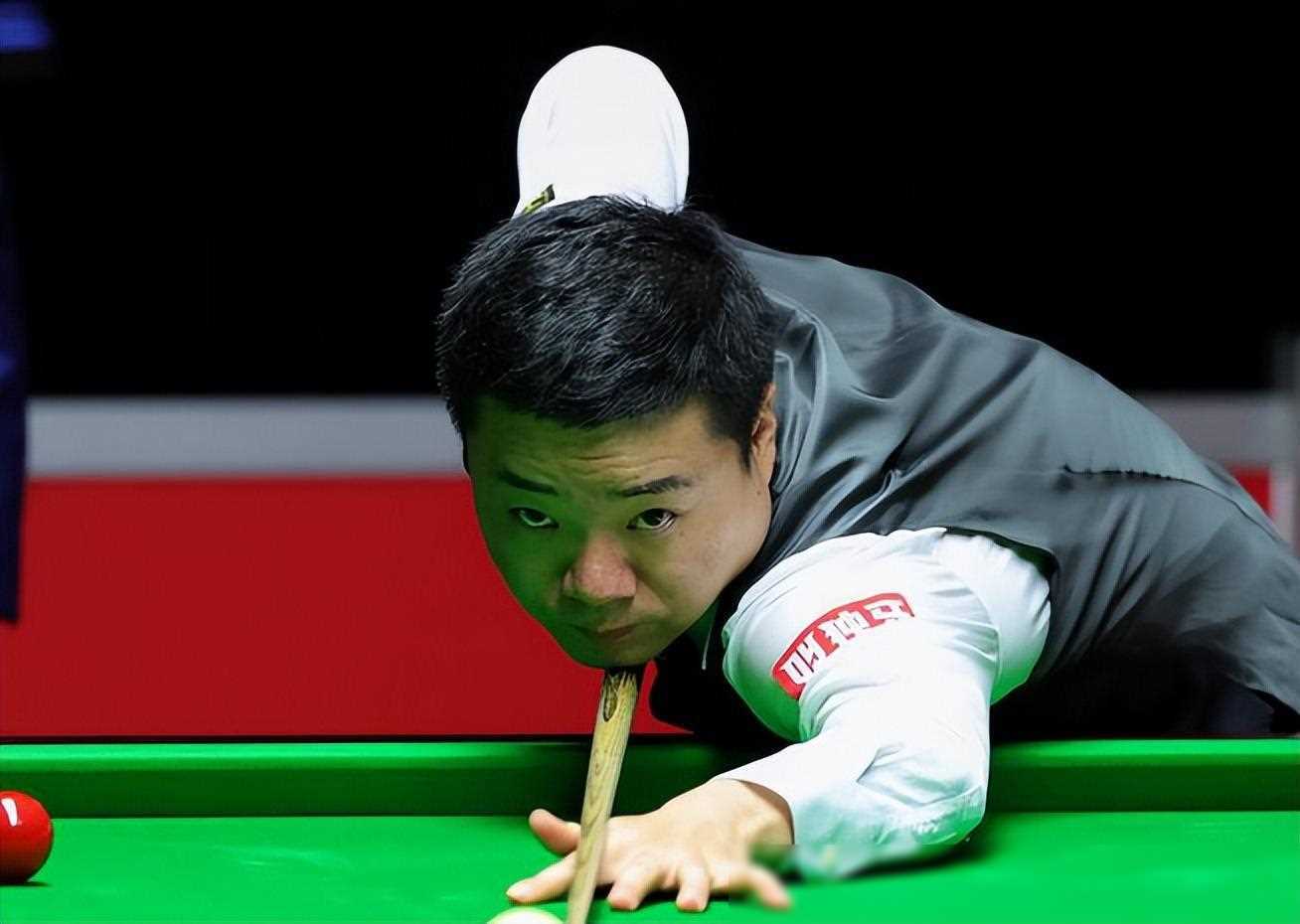 在东莞学成归来后,丁俊晖的台球水平有了长足的进步.
