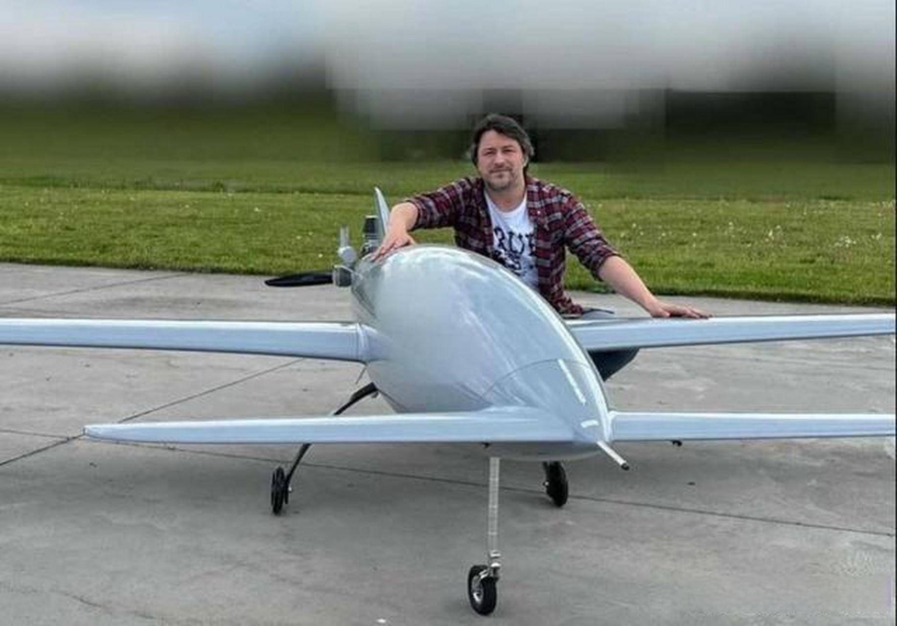 有人还称,在袭击发生前,拍摄到了乌克兰的"海狸"远程攻击无人机在