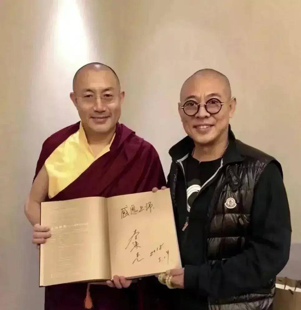 61岁李连杰近照曝光!满脸皱纹衰老至极,昔日巨星已面相大变